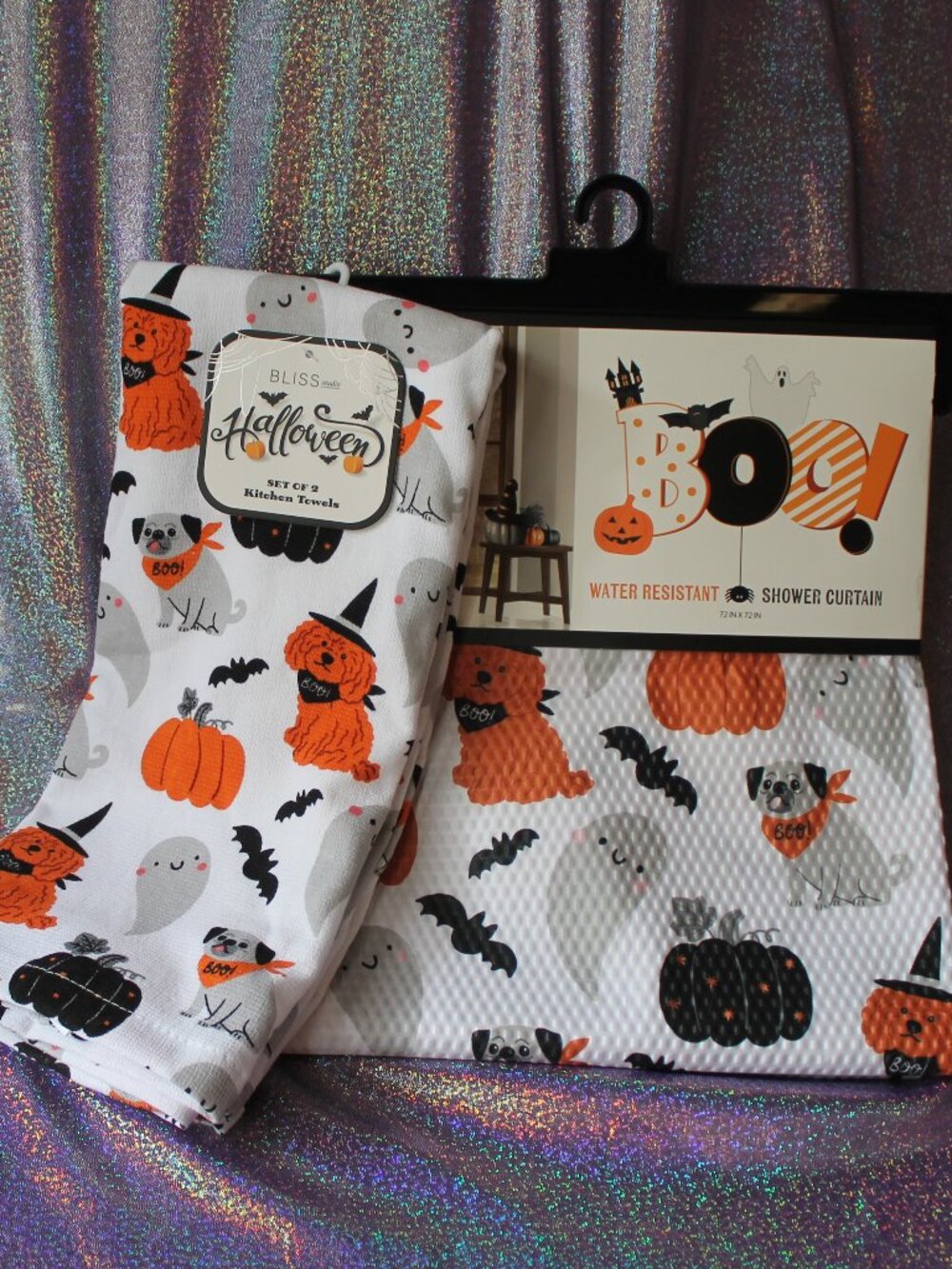 Halloween Dog Bats and Pumpkins Fabric Shower Curtain and Towel Set NWT
